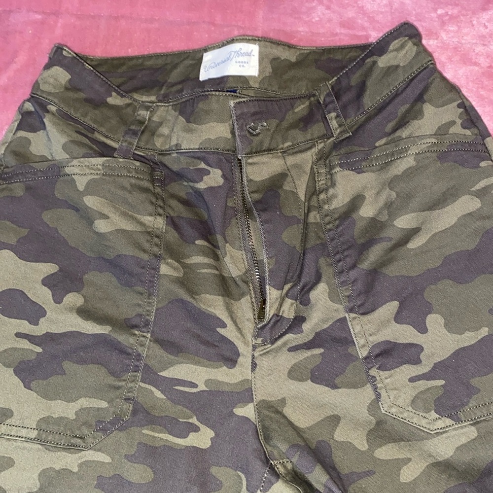 Military cargo pants